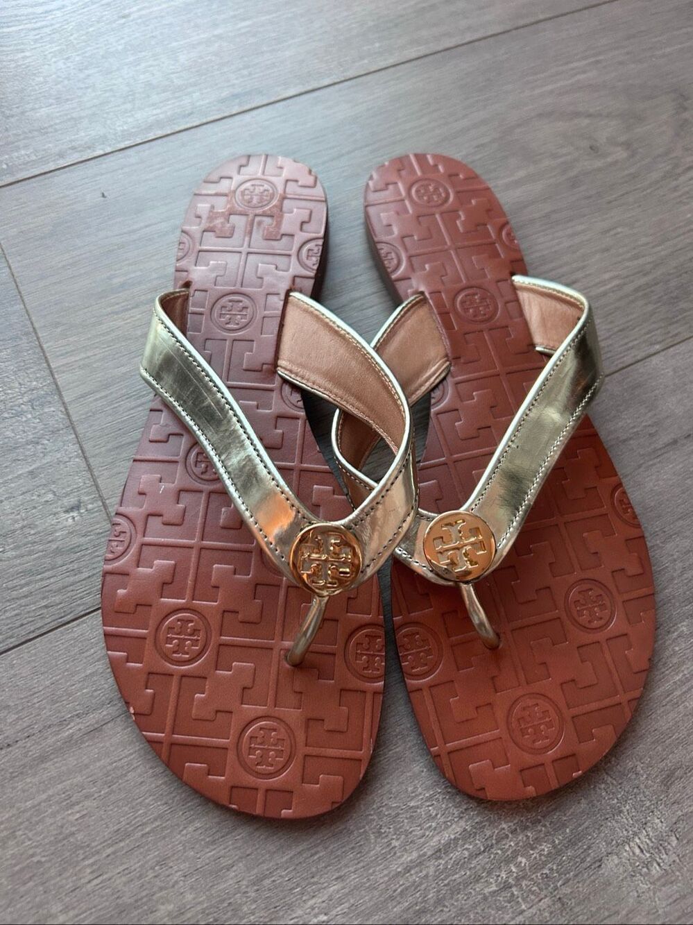 Tory Burch Thora Sandal Flip Flops Gold 9 Metallic Glitter
